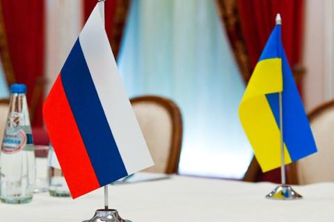 Россия и Украина продолжают переговоры в Абу-Даби