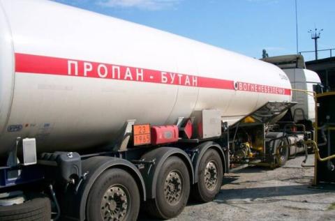 امکان ترانزیت گاز مایع از طریق خاک آذربایجان فراهم شده است، ادامه مسیر به تصمیم بخش خصوصی بستگی دارد: گِوُرگ پاپویان