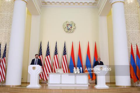 Premier ministre: avec le vice-président Vance, nous avons souligné le grand potentiel de développement futur des relations entre l’Arménie et les États-Unis