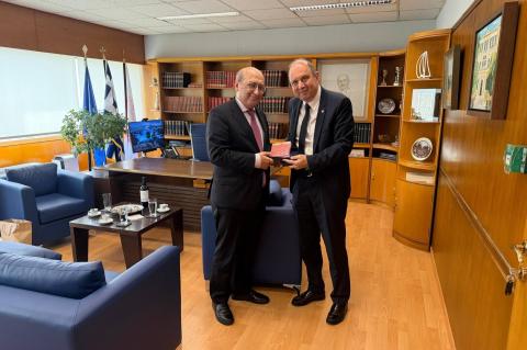 Ermenistan’ın Yunanistan Büyükelçisi, Aristoteles Üniversitesi Rektörü ile görüştü