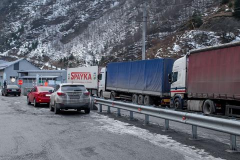 Ռազմավիրական ճանապարհը բացվել է մարդատար մեքենաների համար