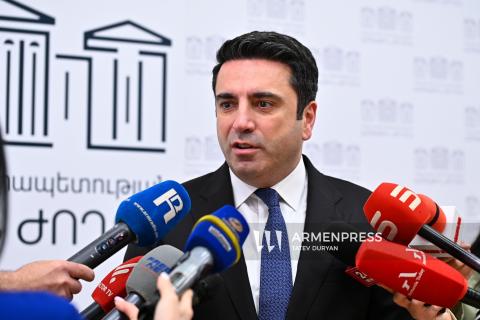 إحاطة إعلامية لرئيس البرلمان الأرمني آلان سيمونيان-فيديو-