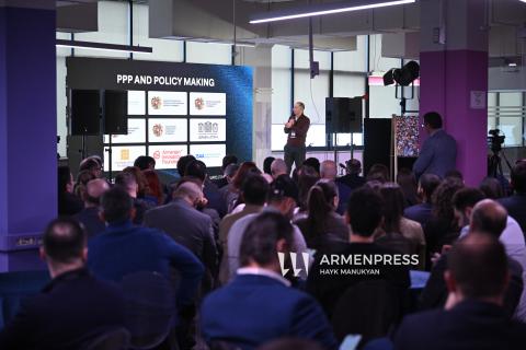 حفل افتتاح المؤتمر السنوي الخامس والعشرين لاتحاد شركات التكنولوجيا المتقدمة في يريفان-صور-