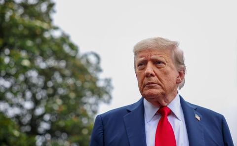 Трамп заявил, что Иран должен будет отказаться от ядерной и ракетной программ после сделки с США