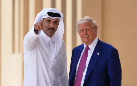 Կատարի էմիրը հեռախոսազրույց է ունեցել Թրամփի հետ