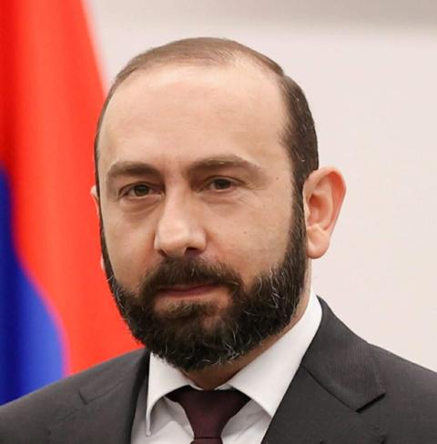 Ararat Mirzoyan incluido en la lista preelectoral del partido Contrato Cívico