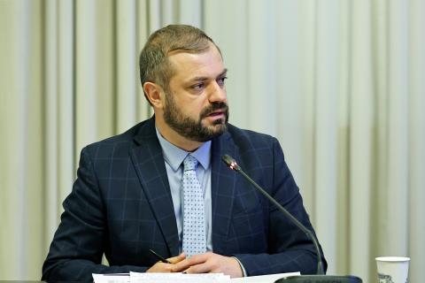 Զբոսաշրջային գործունեություն ծավալող բոլոր սուբյեկտները պետք է գրանցվեն և հայտարարեն իրենց գործունեության մասին