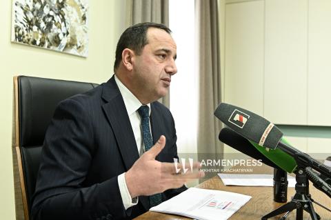 Conferencia de prensa del presidente de la Unión de Bancos de Armenia