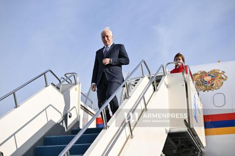 وفد برئاسة رئيس جمهورية أرمينيا فاهاكن خاتشاتوريان يصل إلى اليونان في زيارة دولة