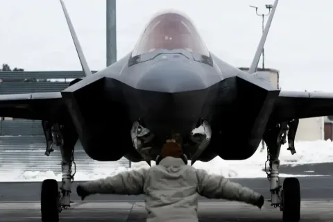 ԱՄՆ-ն Մերձավոր Արևելք է տեղափոխել լրացուցիչ տասնութ F-35A կործանիչ