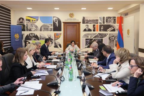 Les programmes prévus dans le cadre de la Journée internationale de la Francophonie et du bimestre ont été discutés