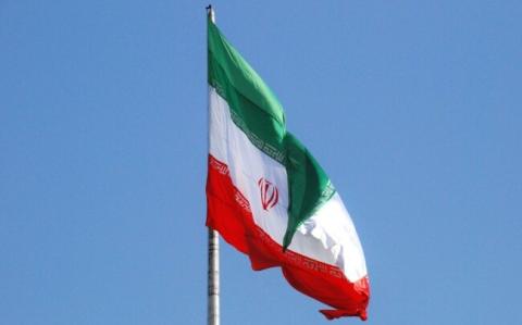 Тегеран ответит на агрессию против себя и будет рассматривать враждебные военные базы как законные цели - представитель Ирана в ООН