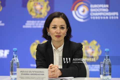 D’importants travaux préparatoires ont été réalisés : la ministre de l’Éducation, des Sciences, de la Culture et des Sports à propos du Championnat d’Europe de tir