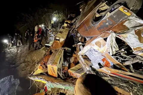 18 dead as bus plunges into river in Nepal