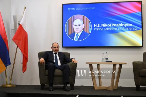 Nikol Pashinyan a rencontré les ambassadeurs étrangers, diplomates et représentants des centres d’analyse présents en Pologne
