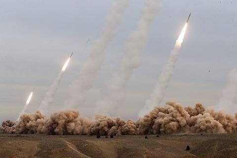 Le Qatar dit avoir intercepté "avec succès" des missiles iraniens visant une base américaine