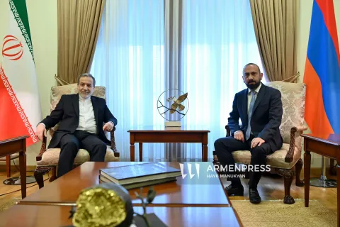 Les ministres des Affaires étrangères de l’Arménie et de l’Iran se sont entretenus par téléphone