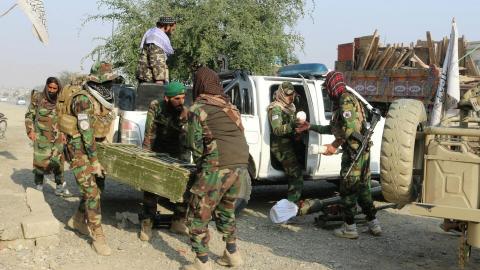 Столкновения между Пакистаном и Афганистаном продолжаются. В Кабуле были слышны взрывы