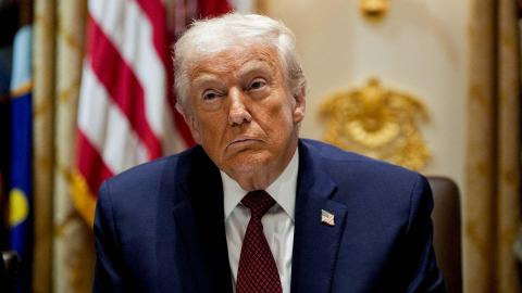 Трамп заявил, что скоро станет ясно, кто контролирует Иран