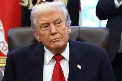 Оборонные предприятия США работают в авральном режиме: Трамп