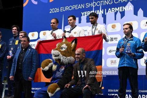 منتخب رجال أرمينيا يحرز الذهب في منافسات الفرق ضمن بطولة أوروبا للرماية على الأهداف المتحركة