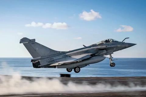 Ֆրանսիական կործանիչները խոցել են ԱՄԷ թռչող իրանական անօդաչուներ