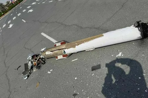 Бахрейн объявил об уничтожении более 70 ракет и 100 беспилотников, запущенных Ираном