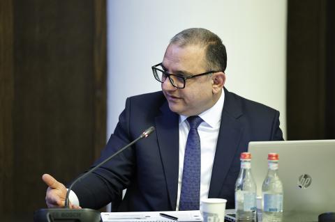 Փոխվարչապետը պարզաբանեց, թե ինչ միջոցներով է ապահովվելու կենսաթոշակների ու նպաստների բարձրացումը