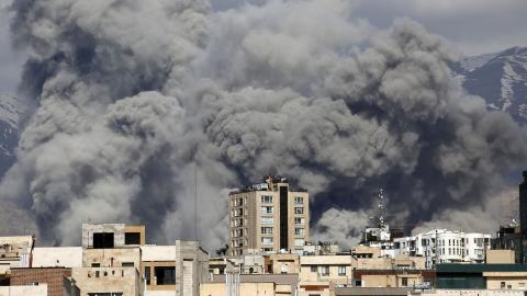 Les opérations contre l’Iran pourraient se poursuivre jusqu’en septembre : les États-Unis envoient de nouvelles forces au Moyen-Orient