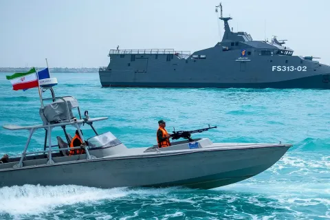 Иран нанес удар по танкеру в Ормузском проливе