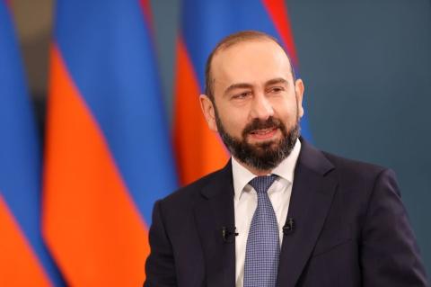 مقتنعين بأن الناس يدعمون أجندة السلام حقاً-وزير الخارجية ميرزويان عن انطباعاته بالتواصل مع المواطنين-