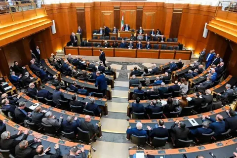 Парламентские выборы в Ливане отложены на два года из-за войны между Израилем и группировкой «Хезболла»
