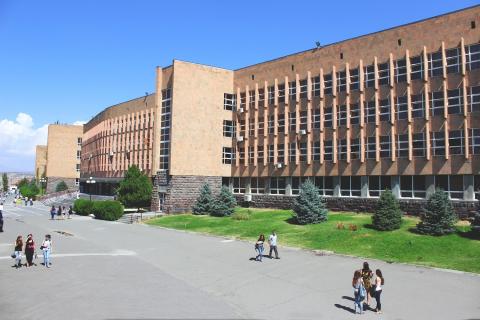 Սլավոնական համալսարանի ուսանողների և դասախոսների դիզայներական աշխատանքները կներկայացվեն մեկ հարթակում