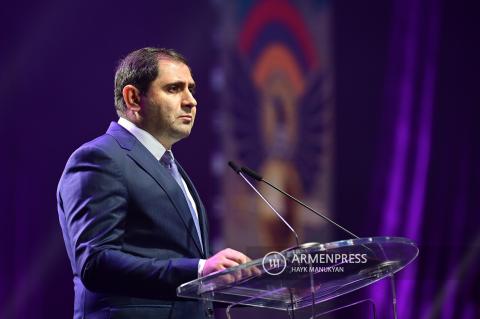 وزیر دفاع جمهوری ارمنستان برای سفر کاری به بروکسل رفت