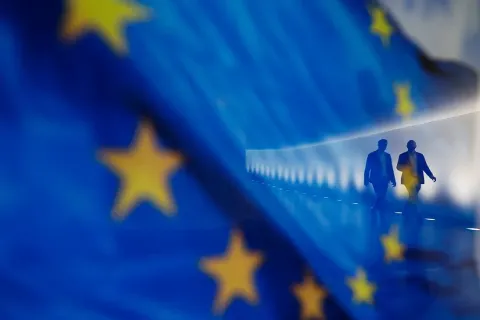 اتحادیه اروپا در بحبوحه جنگ در خاورمیانه تحریم‌ها علیه مسکو را کاهش نخواهد داد