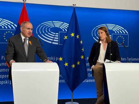 رئیس پارلمان اروپا از ارمنستان به‌خاطر تبدیل شدن به یک گذرگاه مهم بشردوستانه در پی رویدادهای ایران قدردانی کرد