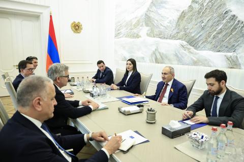 رئيس الوزراء الأرميي نيكول باشينيان يستقبل مفوض الاتحاد الأوروبي للشؤون الداخلية والهجرة ماغنوس برونر