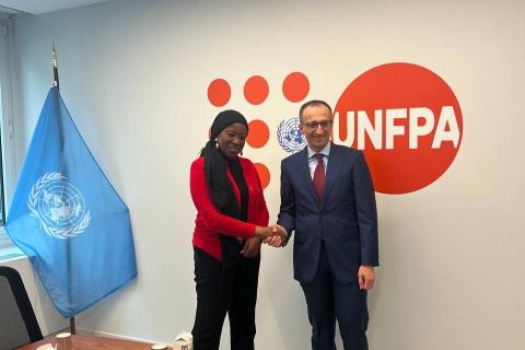 Le ministre de la Santé, Arsen Torosyan, et la directrice exécutive du Fonds des Nations Unies pour la population ont discuté des questions liées à la démographie