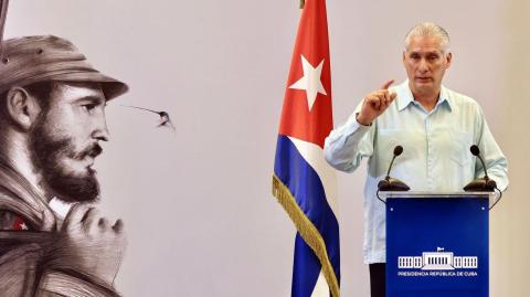Куба начала освобождать политических заключенных и вести переговоры с Соединенными Штатами