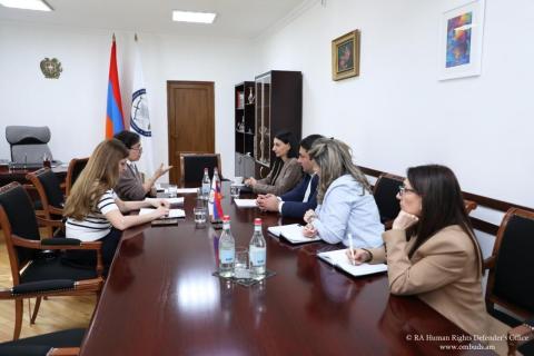 ՀՀ ՄԻՊ-ն ԱԺ պատգամավորի հետ քննարկել է ապահովագրական համակարգին առնչվող  խնդիրներ