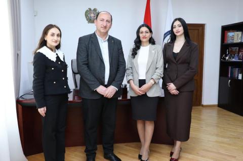 دیدار مدافع حقوق بشر ارمنستان با رئیس مرکز ایزدی حقوق بشر