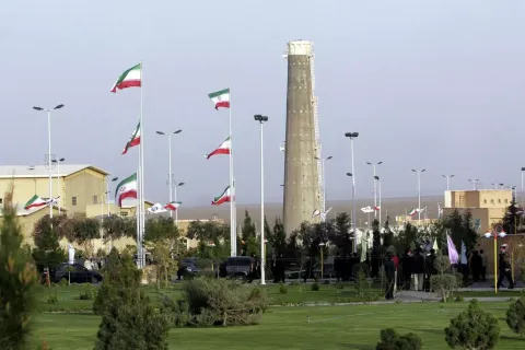 Иран сообщил об атаке США и Израиля на комплекс по обогащению урана