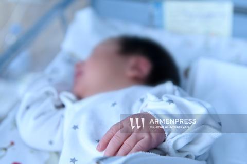 Умер 1,2-летний ребенок, избитый мачехой