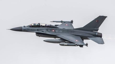 США направили на Ближний Восток еще одну эскадрилью истребителей F-16