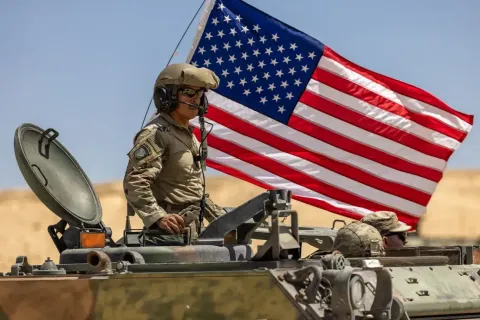 Американские военные базы стали угрозой регионально безопасности: Аббас Арагчи