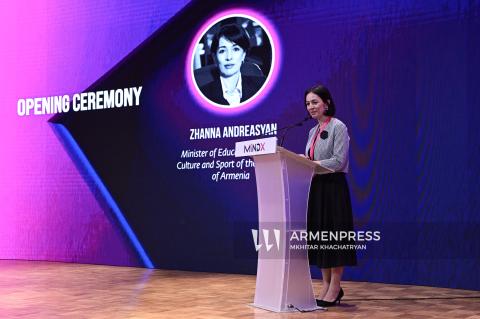 "MindX" Uluslararası Eğitim Konferansı'nın açılışı