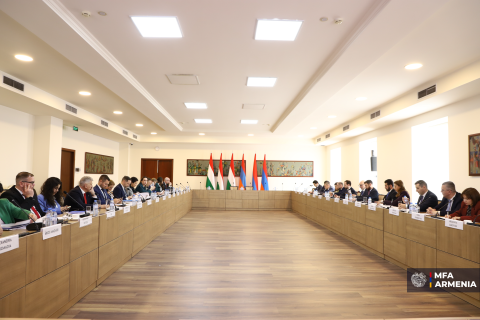Состоялось первое заседание межправительственной комиссии по экономическому сотрудничеству между Арменией и Венгрией