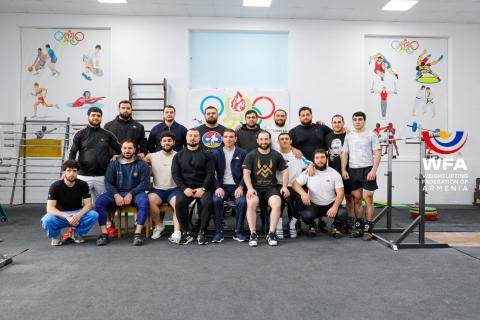 Se anunciaron los equipos de Armenia para el Campeonato Europeo de Halterofilia
