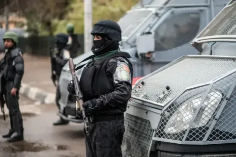 В Египте арестованы члены вооруженной группировки по подозрению в организации покушения на президента ас-Сиси