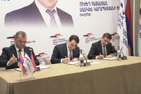 Partido "Armenia Fuerte" participará en las próximas elecciones con una alianza